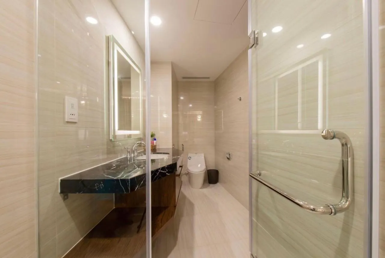 Homie Panorama Beachfront Residences Nha Trang 0*,